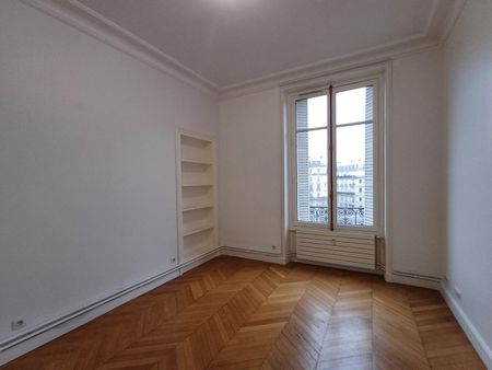 location Appartement F5 DE 220m² À PARIS - Photo 4