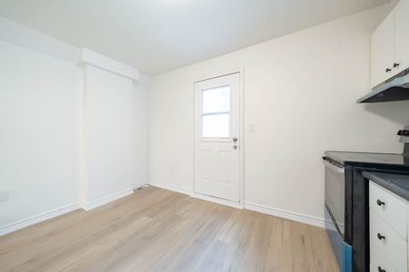 For Lease - 196 Augusta Avenue Unit# 2nd/3rd Flr, Toronto, Ontario - Photo 3