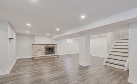 For Lease - 5992 19th Avenue, Markham, Ontario - Photo 3