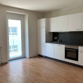 Helle Wohnung mit Balkon nahe dem Stadtzentrum von Deutschlandsberg - Photo 1