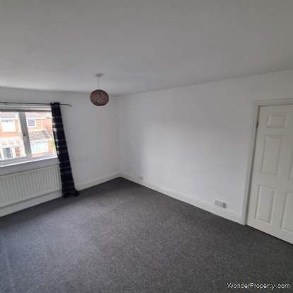 3 bedroom property to rent in Grimsby - Photo 1