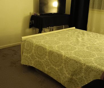 Broadbeach Waters - Photo 6