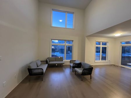 For Lease - 1 Mayapple Street, Adjala-Tosorontio, Ontario - Photo 3