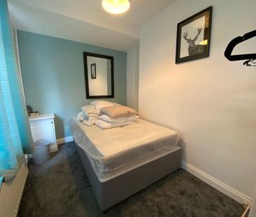Ground Floor Back Room - Room 2, 2 Denmark Street, Oxford OX4 1QS - Photo 3