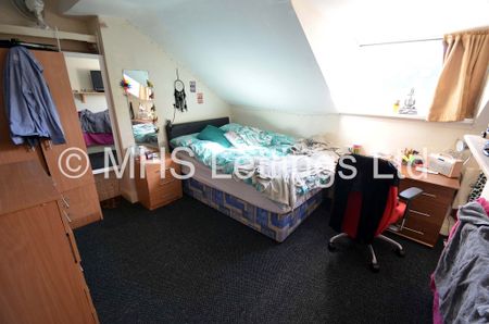 6 Bedroom Mid Terraced House for rent in Ebberston Terrace - Photo 4