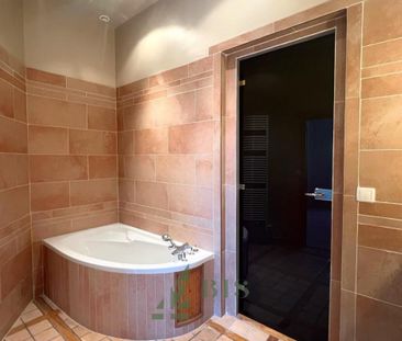 Location Appartement 4 pièces 140m² ROANNE 42300 - Photo 6