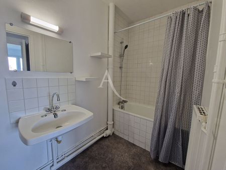 Location Appartement 3 pièces 66m² - Photo 3