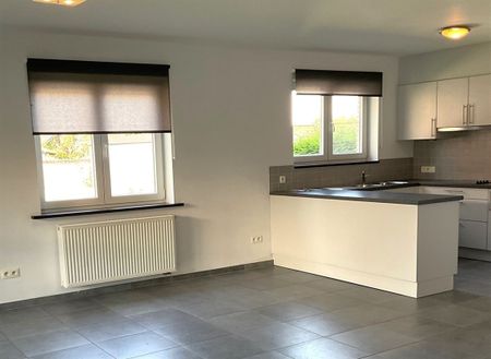 Recent appartement met 2 slaapkamers - Photo 2