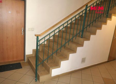 Pronájem bytu 1+kk a garsoniéry 28 m², Kašparovo náměstí 2233, Praha Libeň - Photo 3