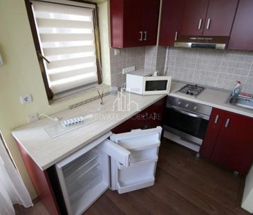Apartament 1 Camera De Inchiriat, Piata Trandafirlor,Zona Utracentrala - Fotografie 3