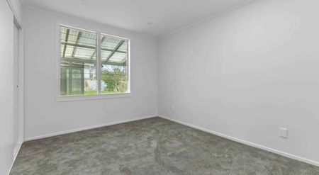 Perfect Looking! - Photo 3