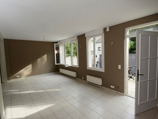 COURBEVOIE PROCHE TRAMWAY - Courbevoie - Photo 1