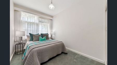 6/10 Clyde St Surrey Hills VIC 3127 - Photo 2