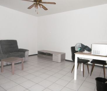 Location Appartement 2 pièces 42m² - Photo 2