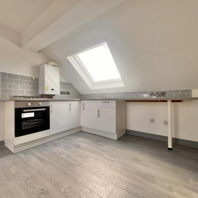 1 Bedroom Apartment To Let - Photo 1