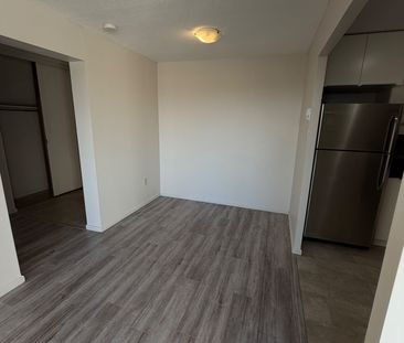 For Lease - 20 Chesterton Drive Unit# 209, Cityview - Parkwoods Hil... - Photo 4