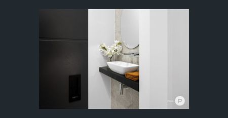 Exceptionally Spacious Townhouse - 3 Bed + study with premium finishes - Photo 2