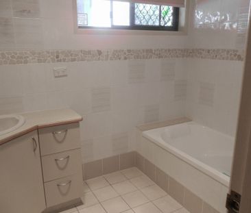 HOME BACKING ONTO PARKLAND IN BELLARA - Photo 2