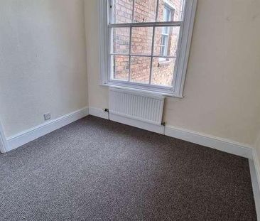 North Marine Road, YO12 - Photo 6