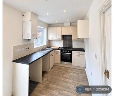 3 bedroom semi-detached house to rent - Photo 4