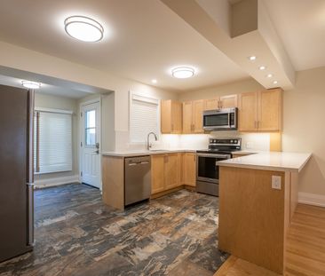 For Lease - 32 Varsity Road, Toronto, Ontario - Photo 4