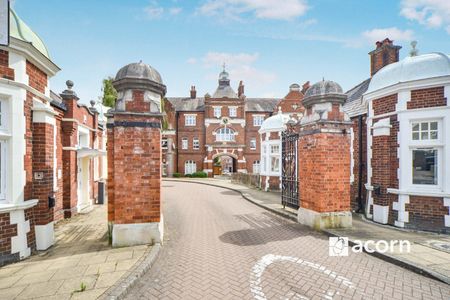 Marvels Lane, London, SE12 - Photo 2