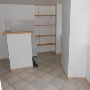 Location Appartement 1 pièce 22m² GRANVILLE 50400 - Photo 2