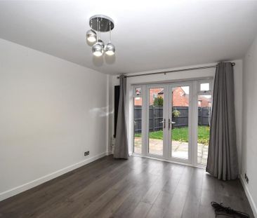 2 bedroom semi-detached house to rent - Photo 2