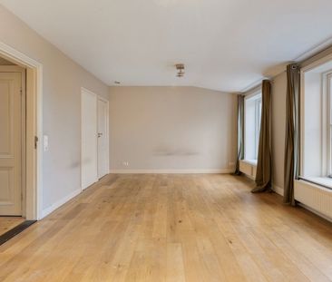 Appartement te huur: Javastraat 142-B 2585 AX Den Haag - Foto 1
