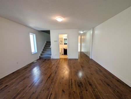 All Inclusive 3 Bedroom Main Unit in St. Catharines! - Photo 3