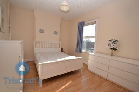 6 bed Mid Terraced House for Rent - Photo 5