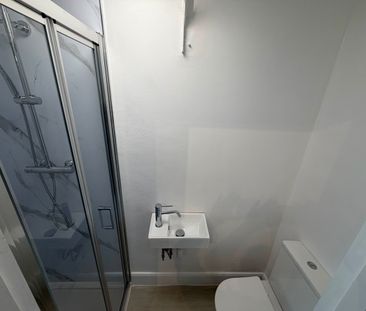 Studio Flat, Berens Road, NW10 - Photo 5