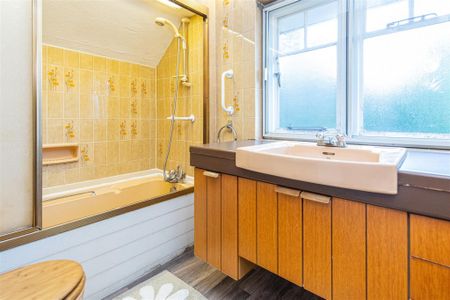 4 bed House - Detached To Let - Photo 5