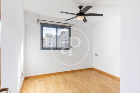 Penthouse for rent with Terrace in Ruzafa (Valencia) - Photo 2