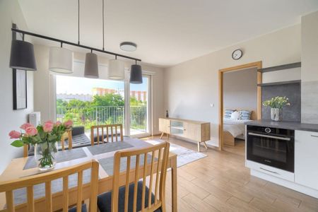 Przestronne mieszkanie na wynajem - Rataje 56.46 m² - Zdjęcie 3