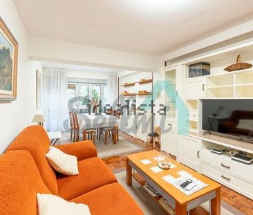 Alquiler de piso en Calle Joaquín Manzanares - Photo 1