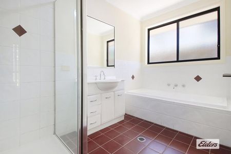 Spacious 3-Bedroom Townhouse in Springdale Heights - Photo 2