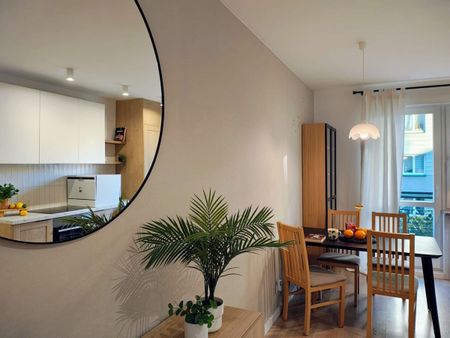 Ciche mieszkanie z 2 miejscami parkingowymi 47.3 m² - Фото 4