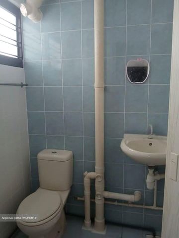 Blk 203 Yishun Street 21 (Yishun), HDB 3 Rooms - For Rent - Photo 2