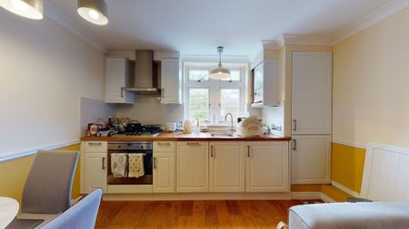 2 Bed Flat, Orsett Terrace, W2 - Photo 4
