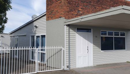 Fully Furnished Studio-Style Living - Photo 4