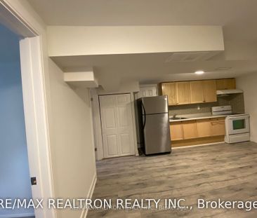 For Lease - 209 Hodgson Drive Unit# Bsmt, Newmarket, Ontario - Photo 5