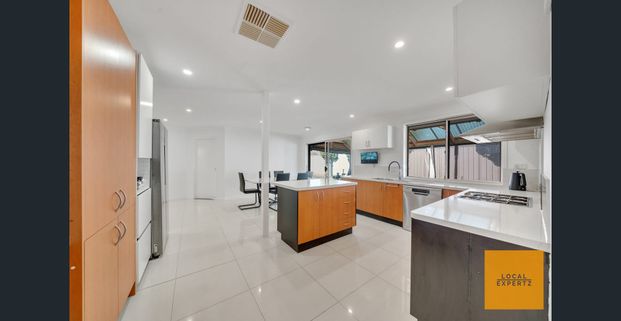 STEP INTO COMFORT AND CONVENIENCE - Photo 1