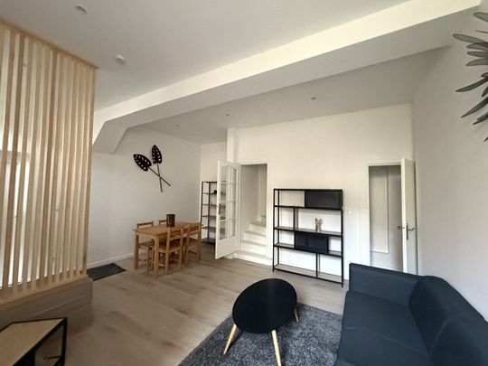 Location Appartement 3 pièces 73m² - Photo 1