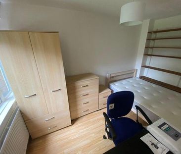 5 bedroom house share to rent - Photo 4