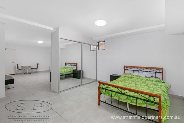 Modern Granny Flat - Photo 1