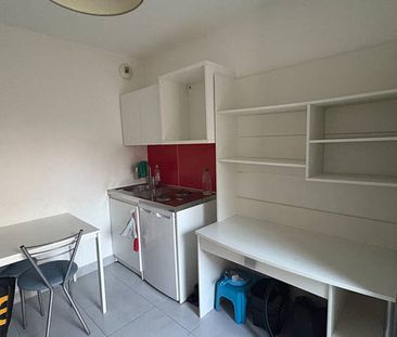 A LOUER - STUDIO MEUBLE - STRASBOURG - Photo 2