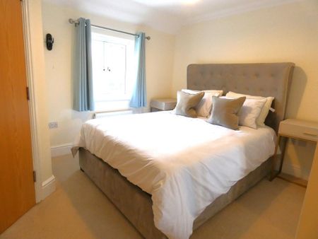 2 bedroom semi-detached house to rent - Photo 4