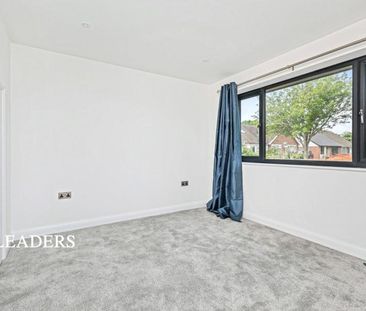 4 bedroom house to rent Swanbourne Road, Wick, Littlehampton, West ... - Photo 4