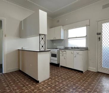 Unit 1/1 Langer Street , Banksia. - Photo 4